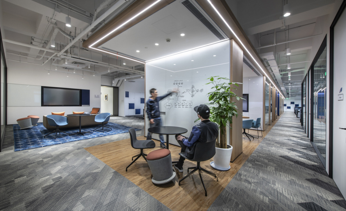 崇明发展集团办公室装修